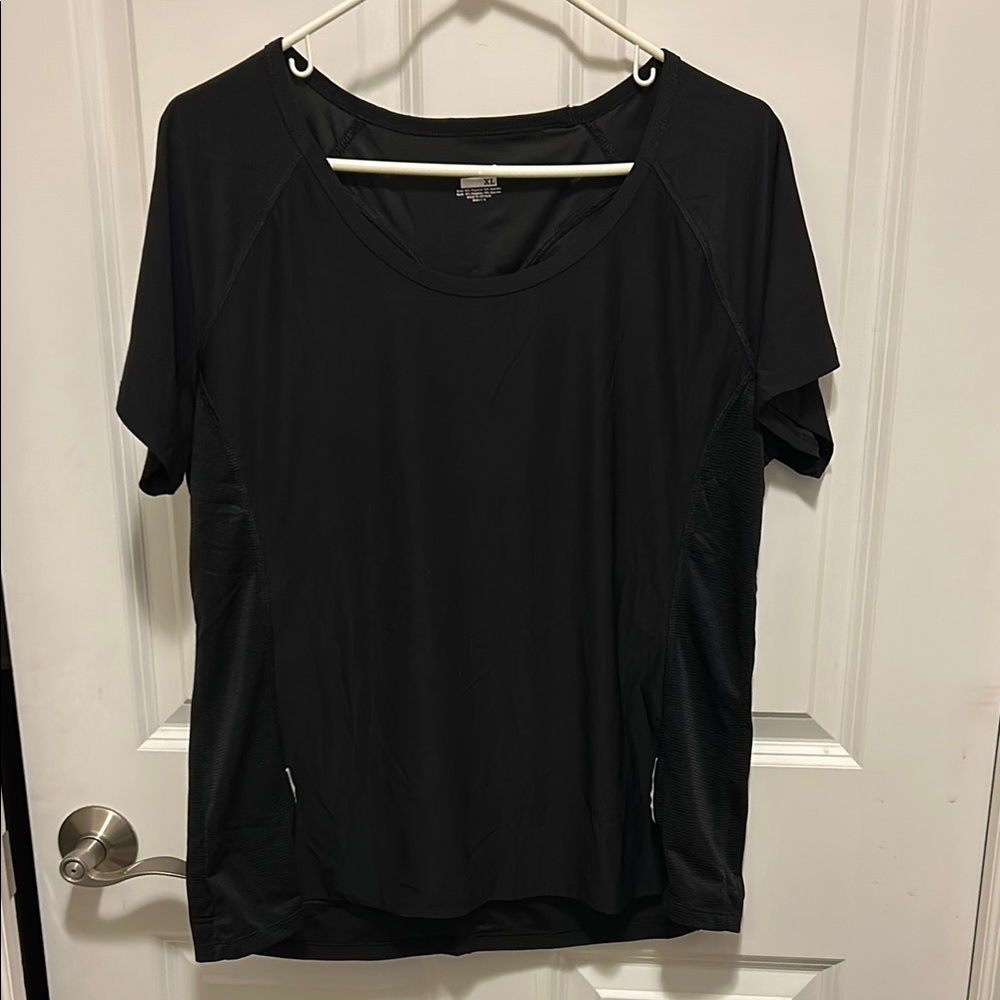 Hind - Black Women's Workout Top